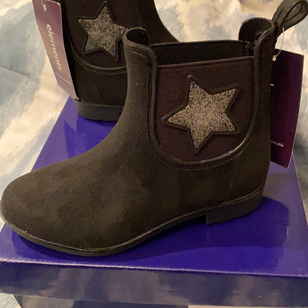 Size 11 toddler girls faux suede booties